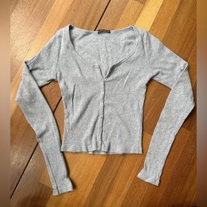 Brandy Melville Heather Gray Button Thermal, One Size